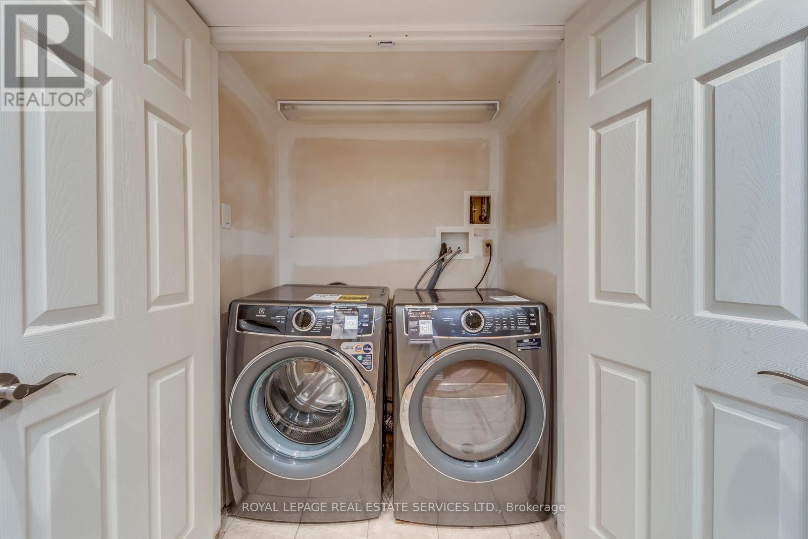 3390 Chartrand Crescent, Mississauga, Ontario  L5L 4C4 - Photo 45 - W13077224