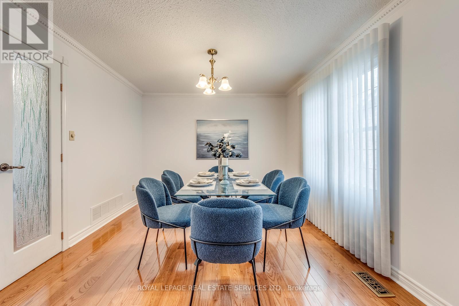 3390 Chartrand Crescent, Mississauga, Ontario  L5L 4C4 - Photo 8 - W13077224