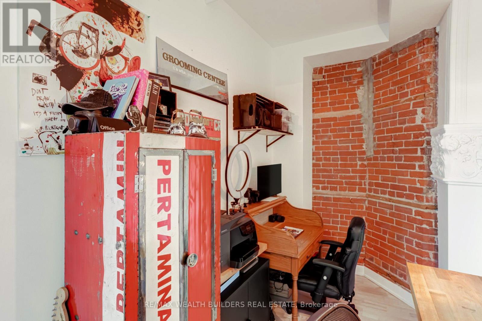 210 - 152 Annette Street, Toronto, Ontario  M6P 1P4 - Photo 23 - W13077244