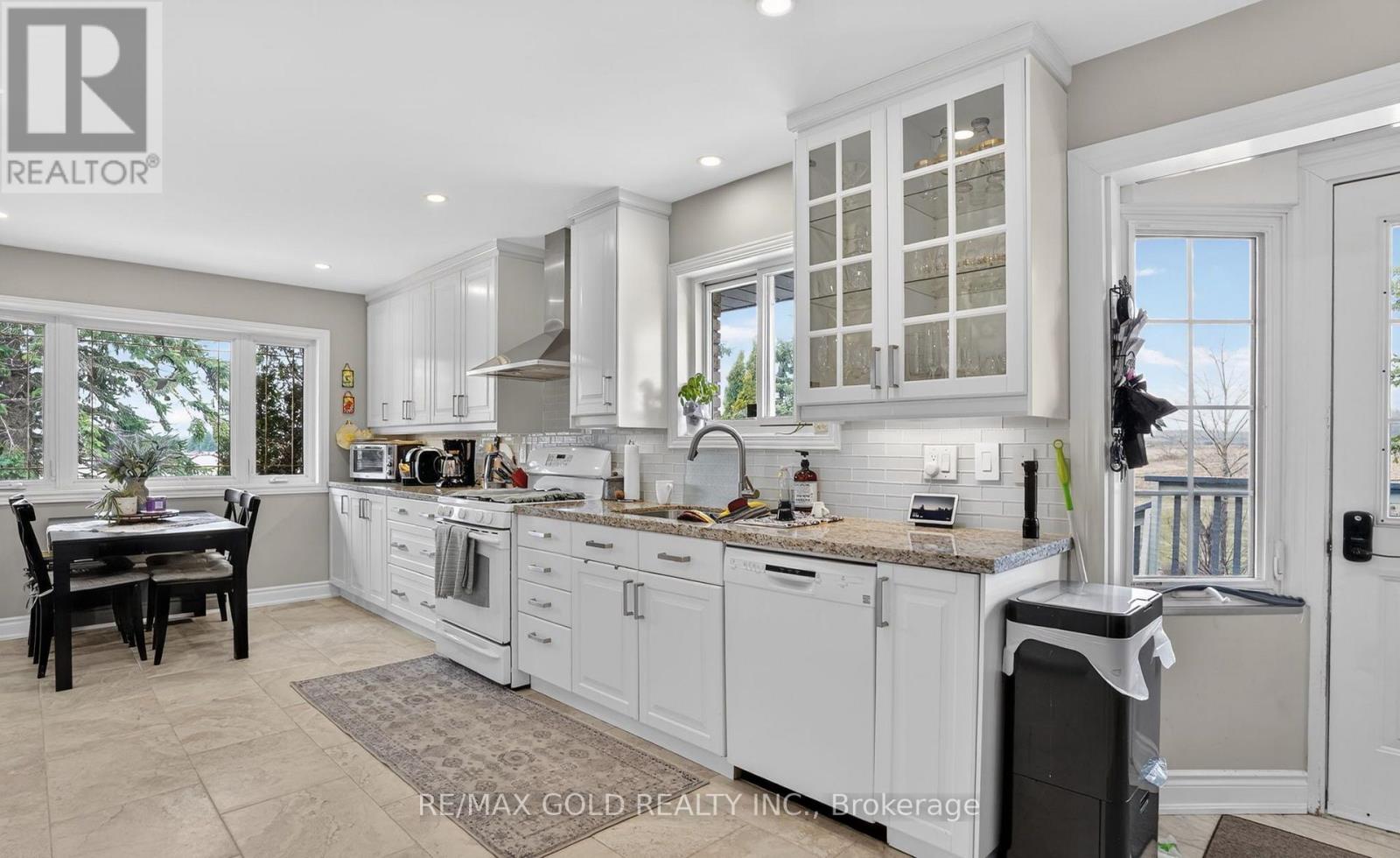 752 Old School Road, Caledon, Ontario  L7C 0V6 - Photo 12 - W13077268
