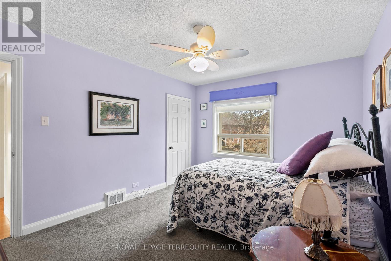 19 Bernice Avenue, Toronto, Ontario  M8Y 1Z5 - Photo 14 - W13077312