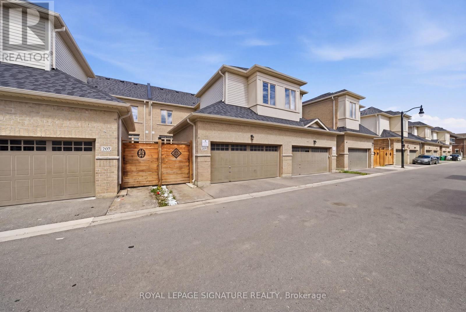 209 Clockwork Drive, Brampton, Ontario  L7A 5C7 - Photo 43 - W13077356