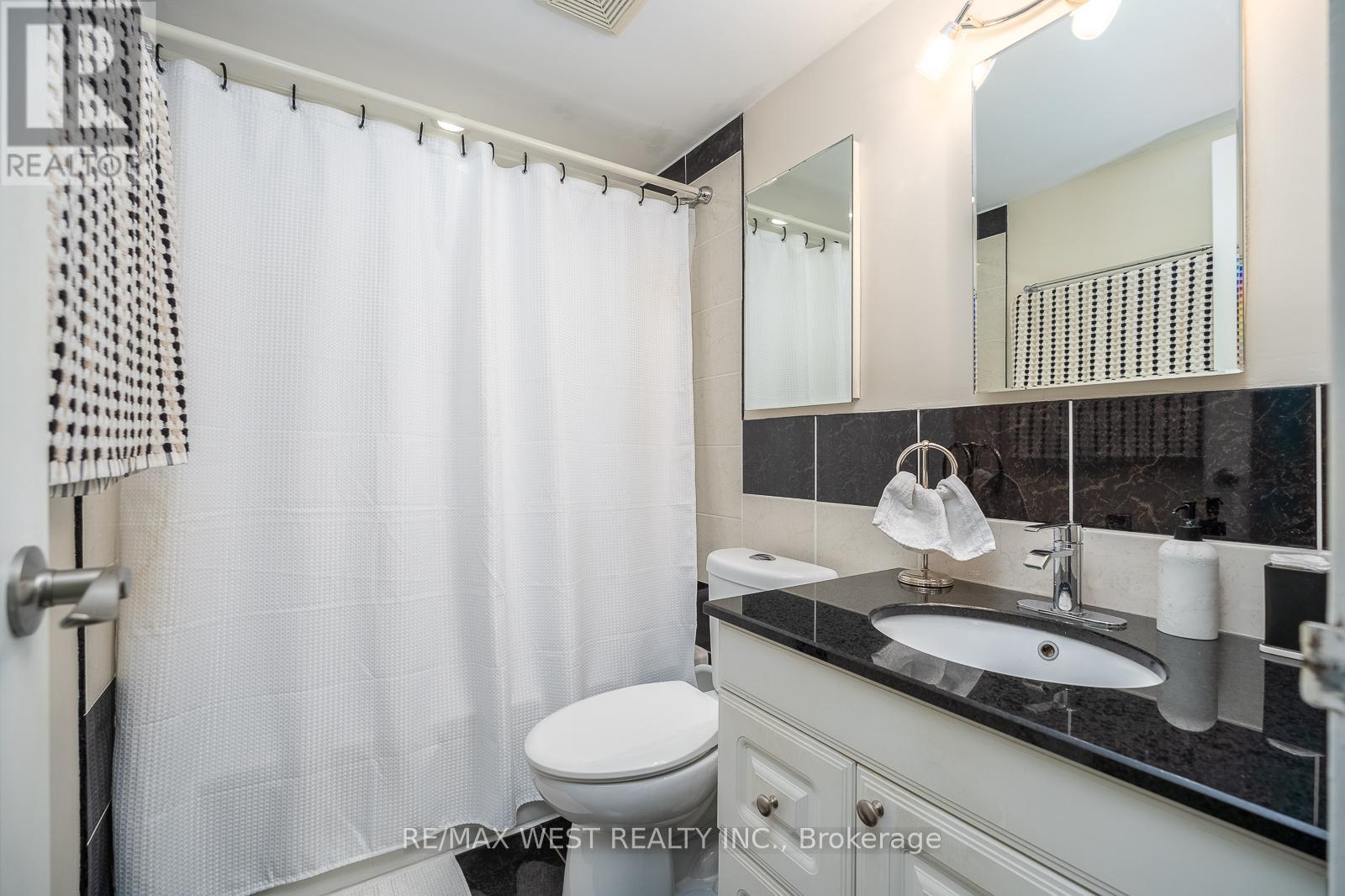 310 - 1100 Caven Street, Mississauga, Ontario  L5G 4N3 - Photo 24 - W13077382