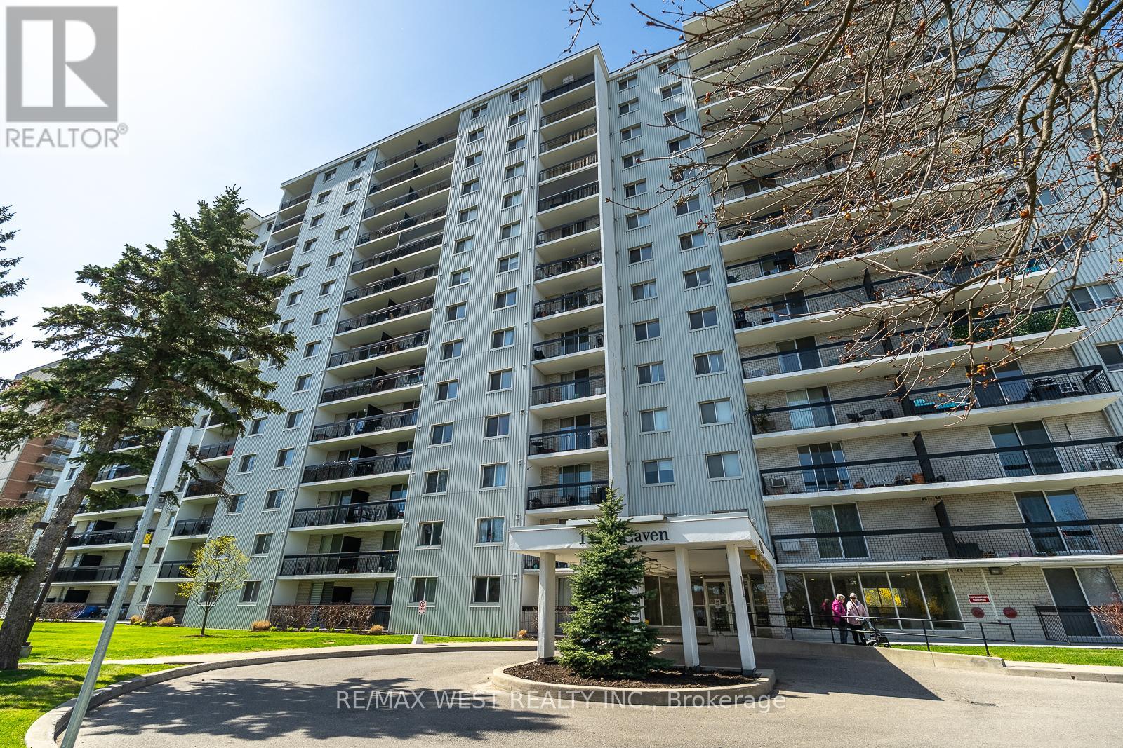 310 - 1100 Caven Street, Mississauga, Ontario  L5G 4N3 - Photo 3 - W13077382