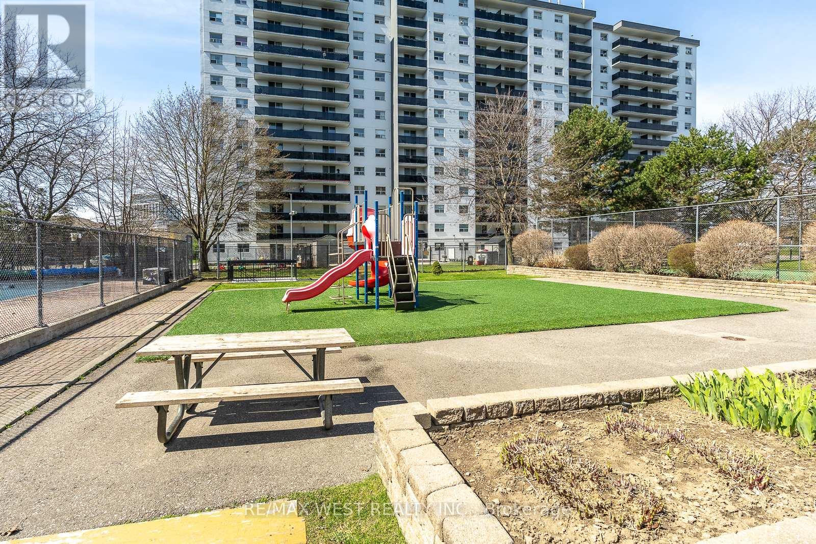 310 - 1100 Caven Street, Mississauga, Ontario  L5G 4N3 - Photo 35 - W13077382