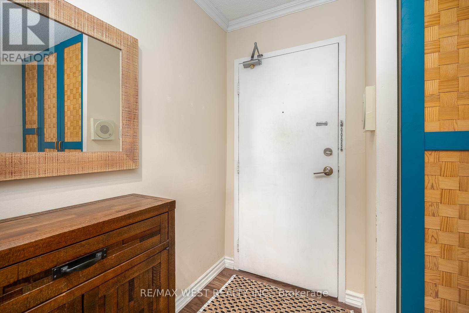 310 - 1100 Caven Street, Mississauga, Ontario  L5G 4N3 - Photo 5 - W13077382