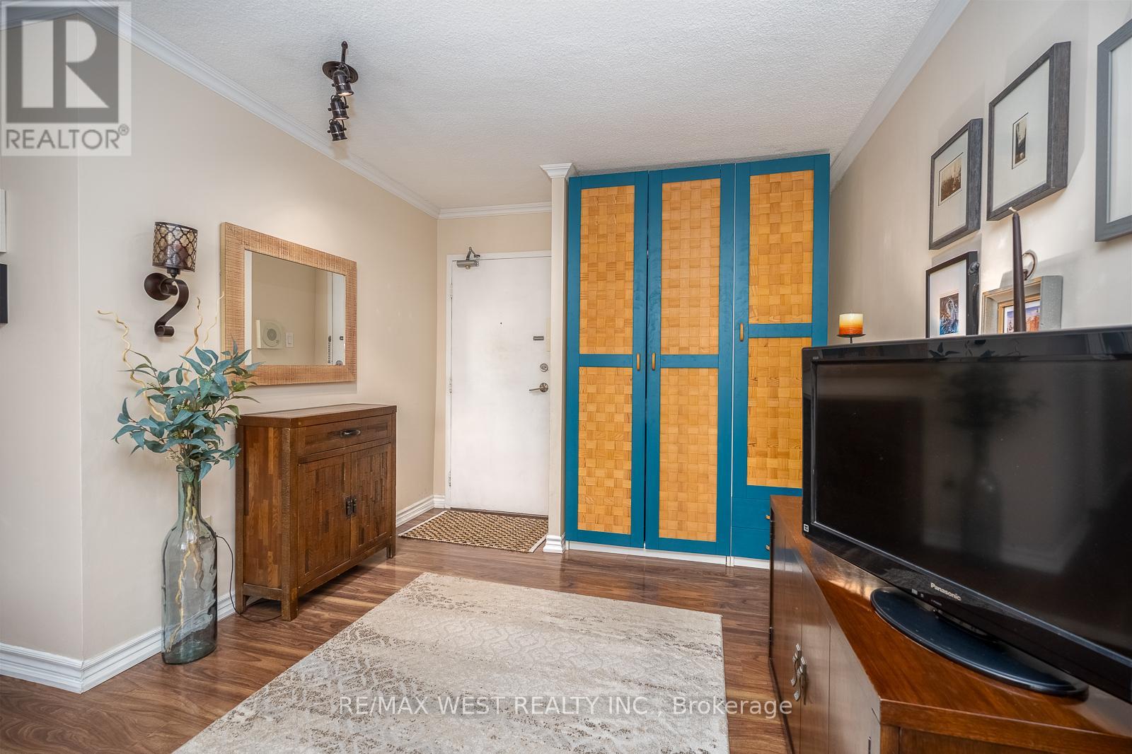 310 - 1100 Caven Street, Mississauga, Ontario  L5G 4N3 - Photo 6 - W13077382