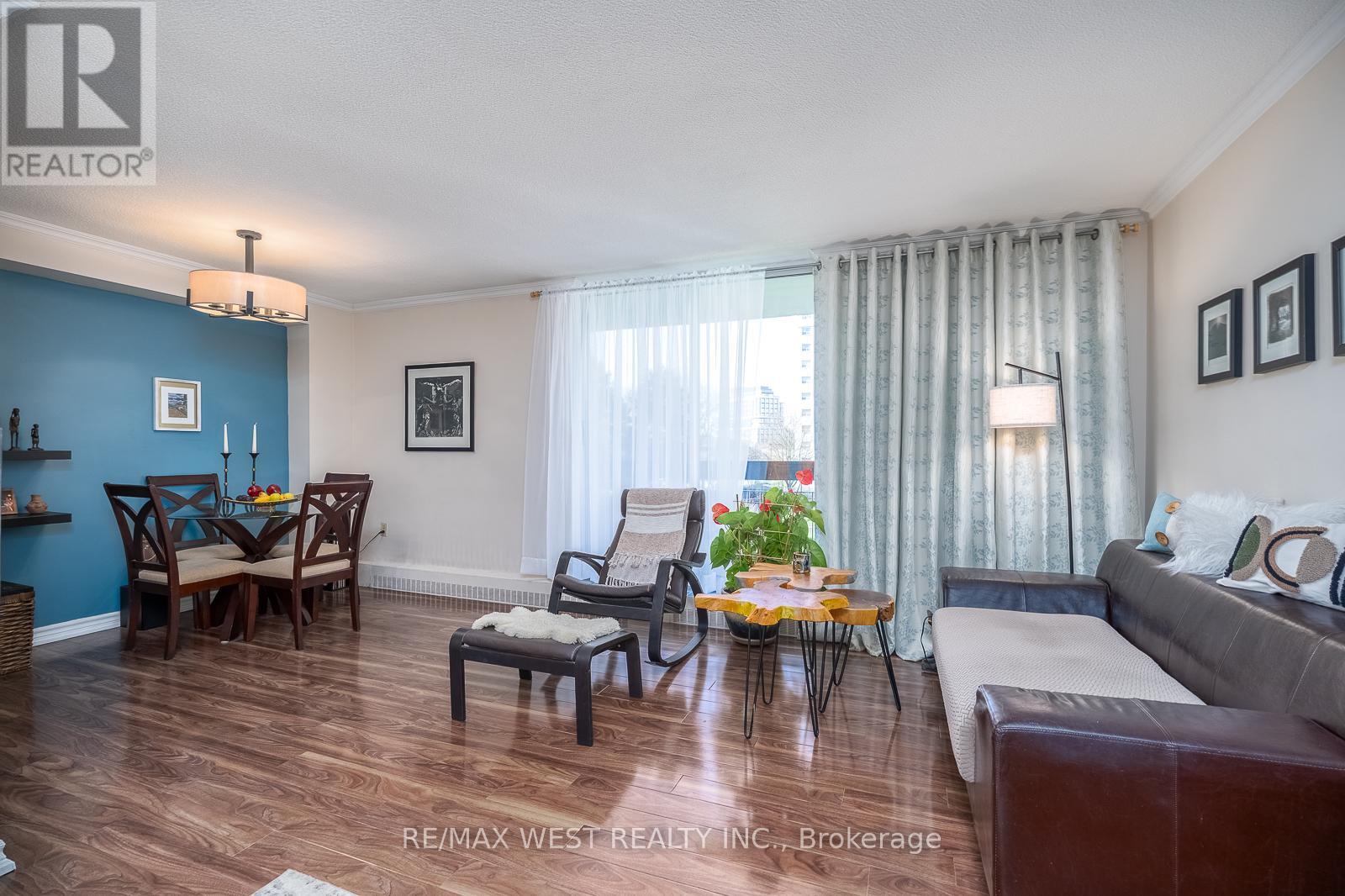 310 - 1100 Caven Street, Mississauga, Ontario  L5G 4N3 - Photo 8 - W13077382
