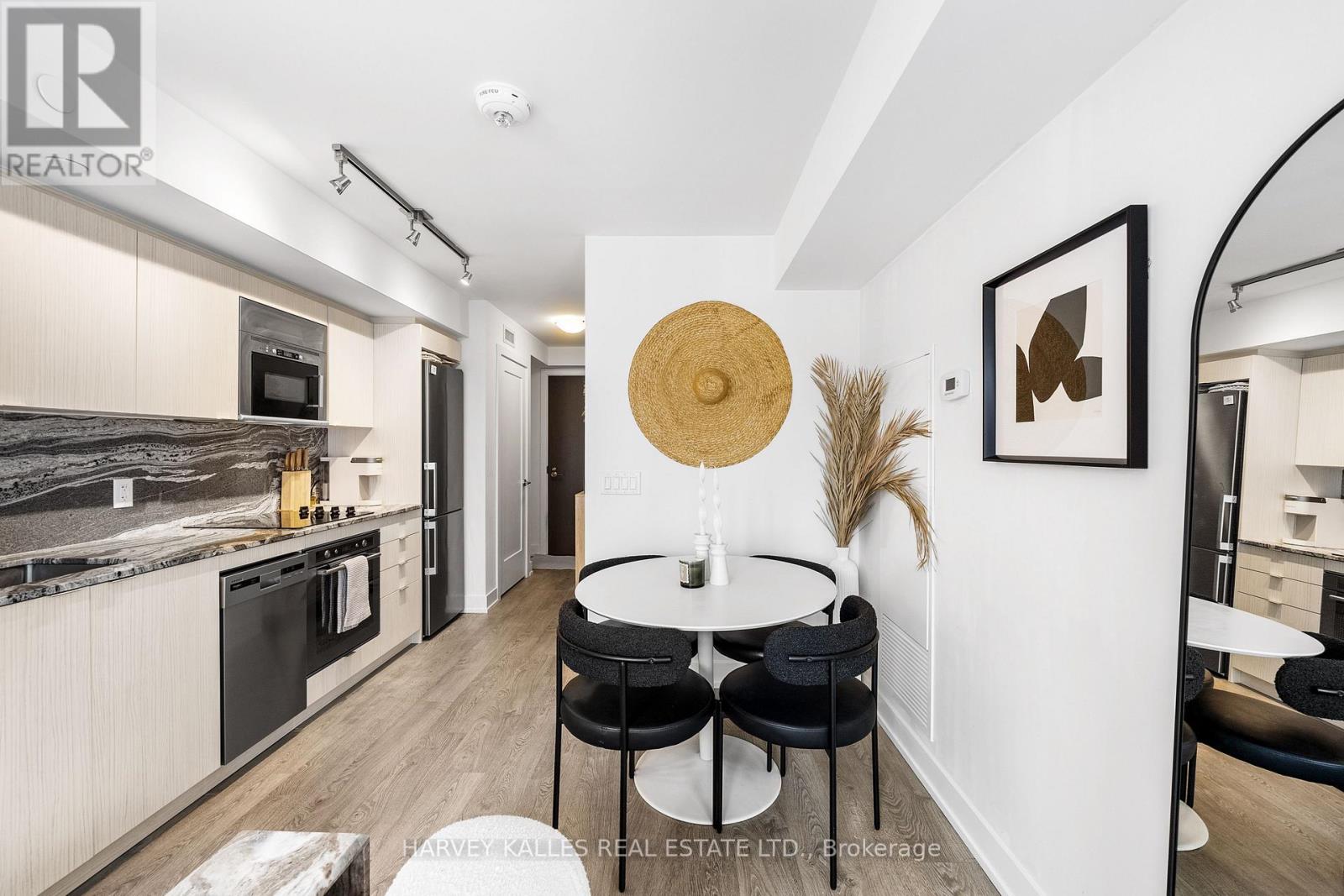 1131 - 5 Mabelle Avenue, Toronto, Ontario  M9A 0C8 - Photo 6 - W13077392