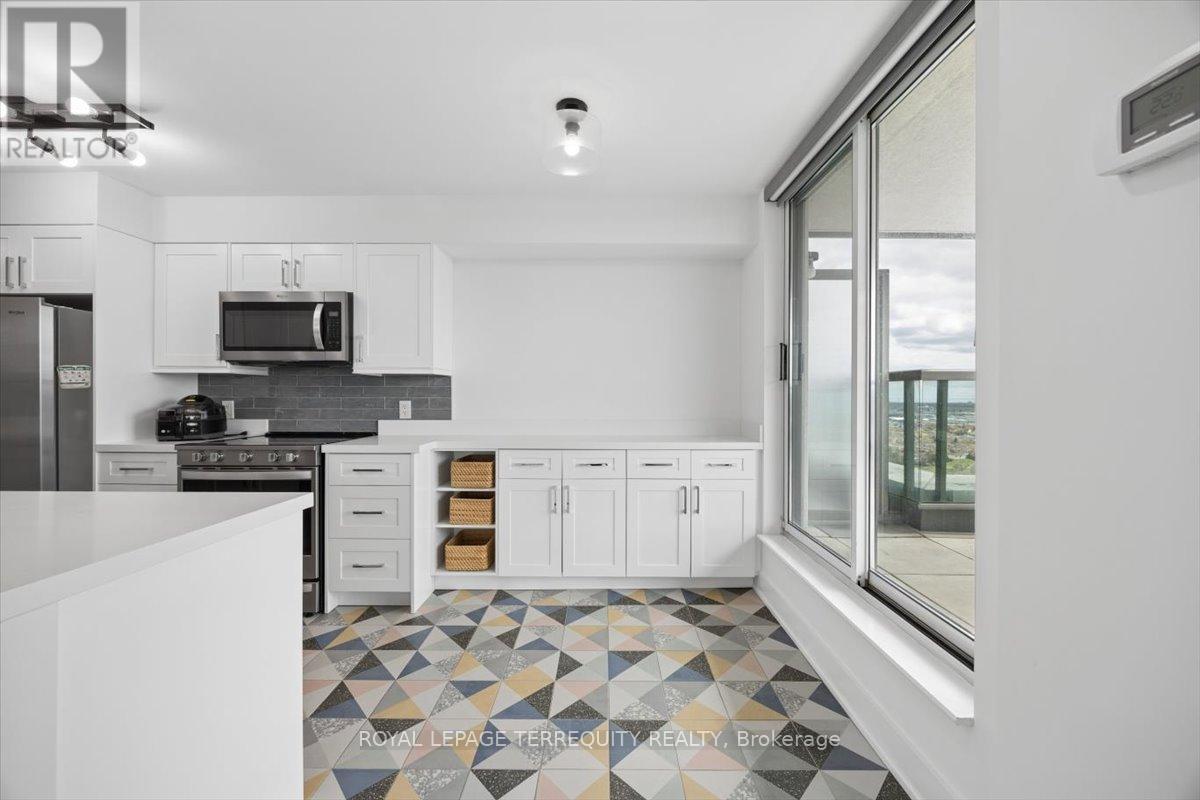 2212 - 335 Rathburn Road W, Mississauga, Ontario  L5B 0C8 - Photo 20 - W13077406