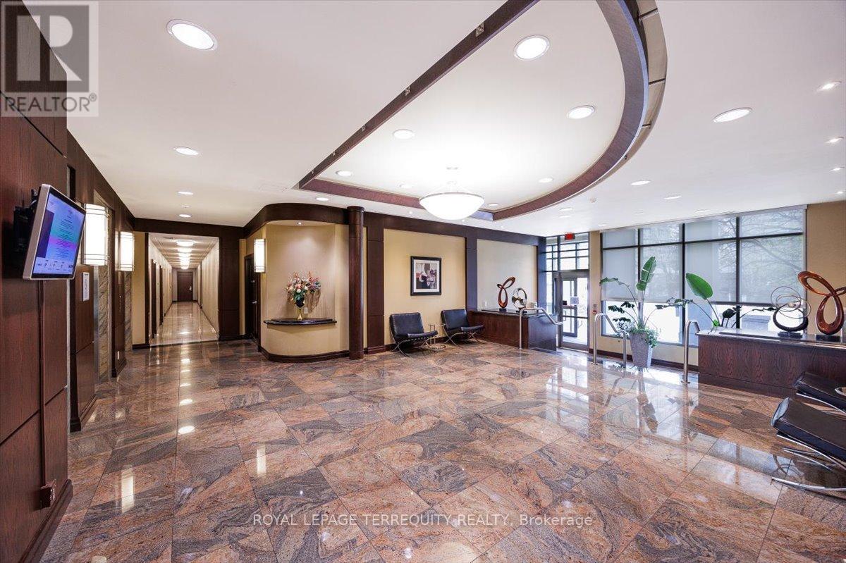 2212 - 335 Rathburn Road W, Mississauga, Ontario  L5B 0C8 - Photo 29 - W13077406