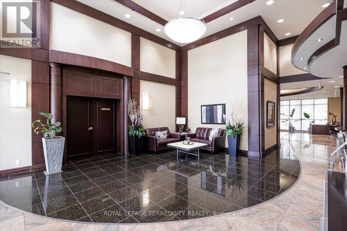 2212 - 335 Rathburn Road W, Mississauga, Ontario  L5B 0C8 - Photo 31 - W13077406