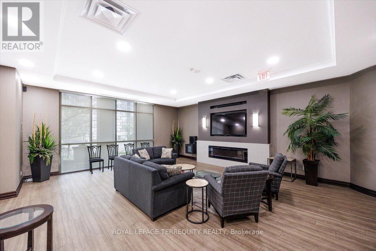 2212 - 335 Rathburn Road W, Mississauga, Ontario  L5B 0C8 - Photo 32 - W13077406