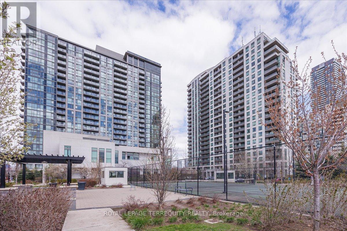 2212 - 335 Rathburn Road W, Mississauga, Ontario  L5B 0C8 - Photo 39 - W13077406