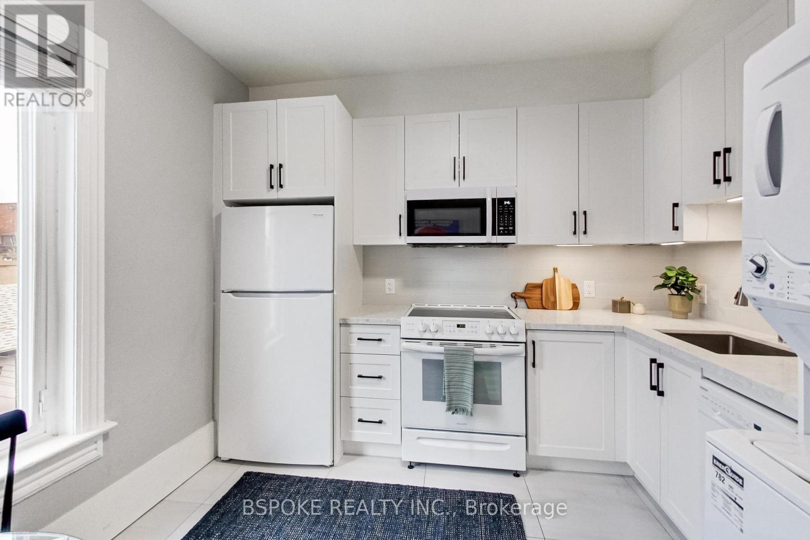 111 Mulock Avenue, Toronto, Ontario  M6N 3C5 - Photo 12 - W13077412