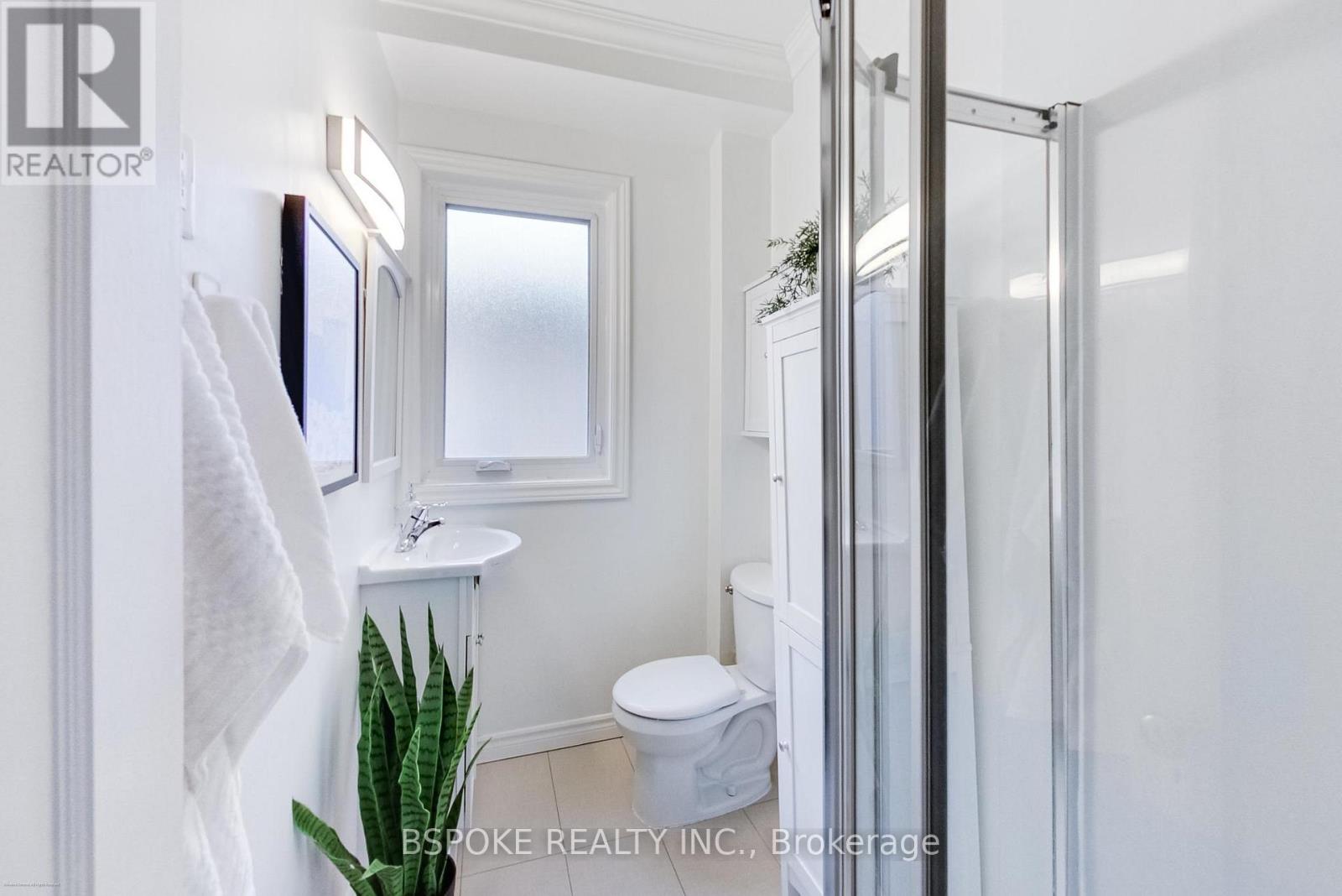 111 Mulock Avenue, Toronto, Ontario  M6N 3C5 - Photo 9 - W13077412