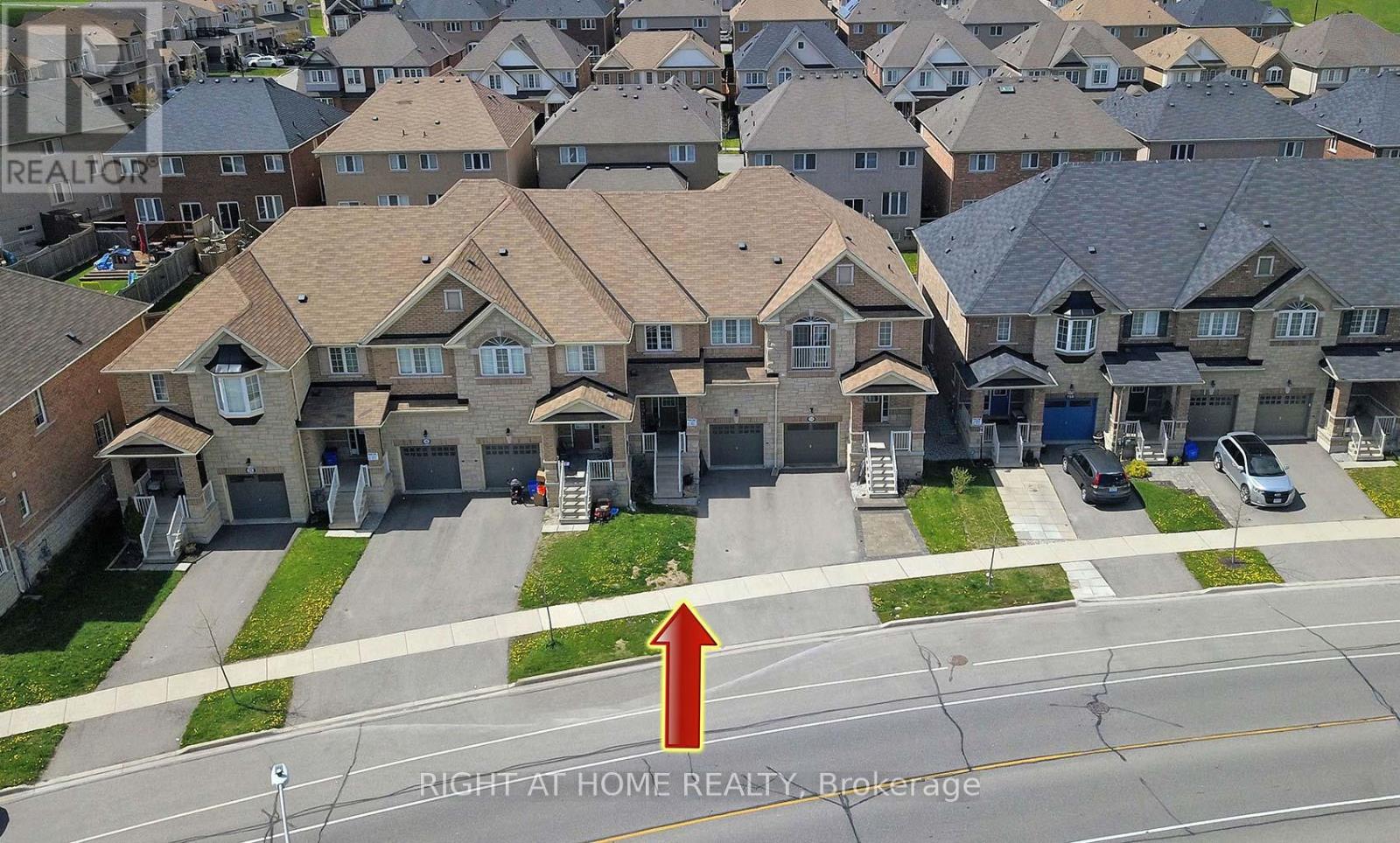 736 Farmstead Drive, Milton, Ontario  L9T 8N4 - Photo 4 - W13077420