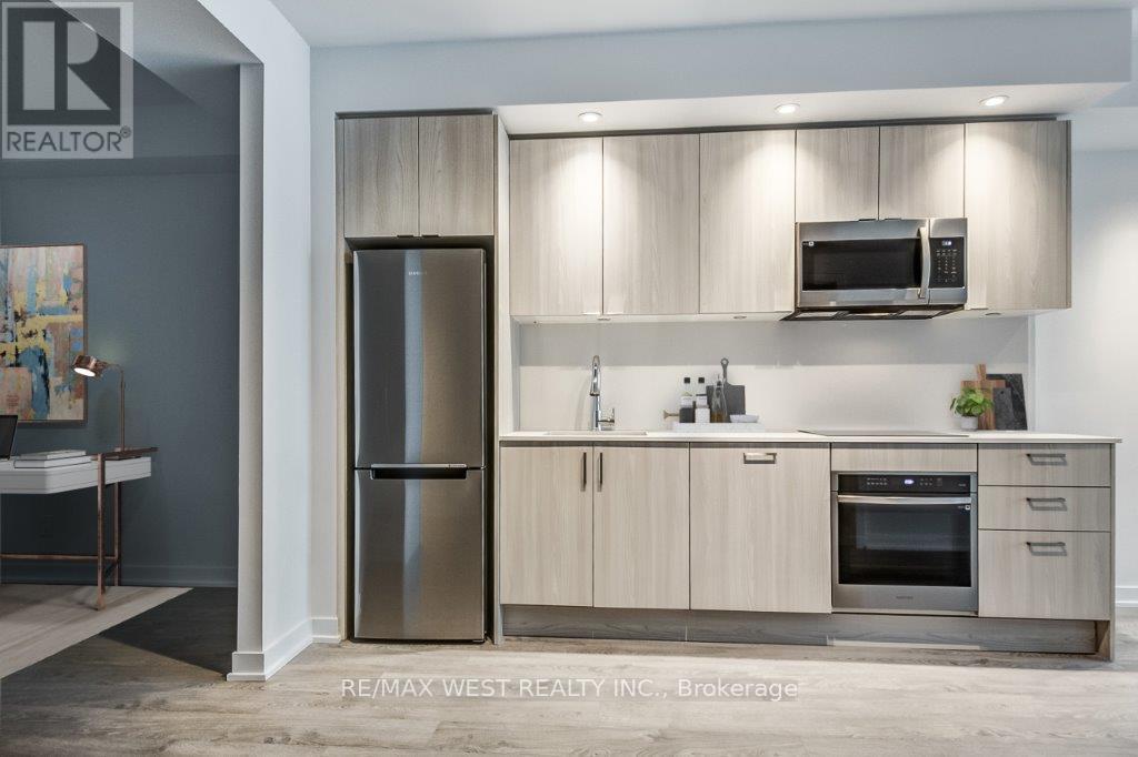 3908 - 1928 Lake Shore Boulevard W, Toronto, Ontario  M6S 0B1 - Photo 2 - W13077438