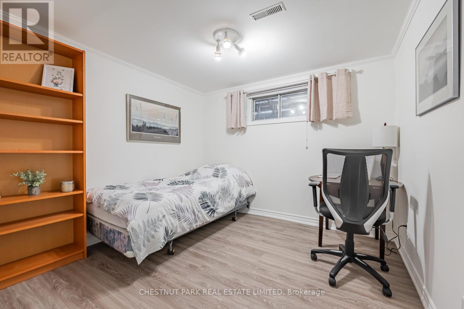Lower - 3 Sanctbury Place, Toronto, Ontario  M9C 4M4 - Photo 13 - W13077448