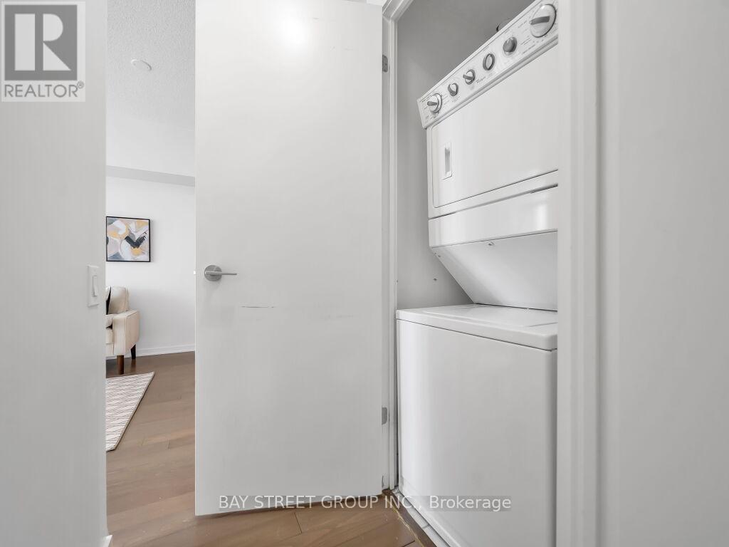 1501 - 105 The Queensway Avenue, Toronto, Ontario  M6G 5B5 - Photo 27 - W13077472