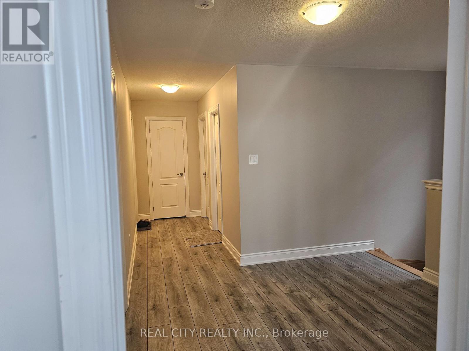 132 Sunset Way, Thorold, Ontario  L0S 1A0 - Photo 12 - X13077178