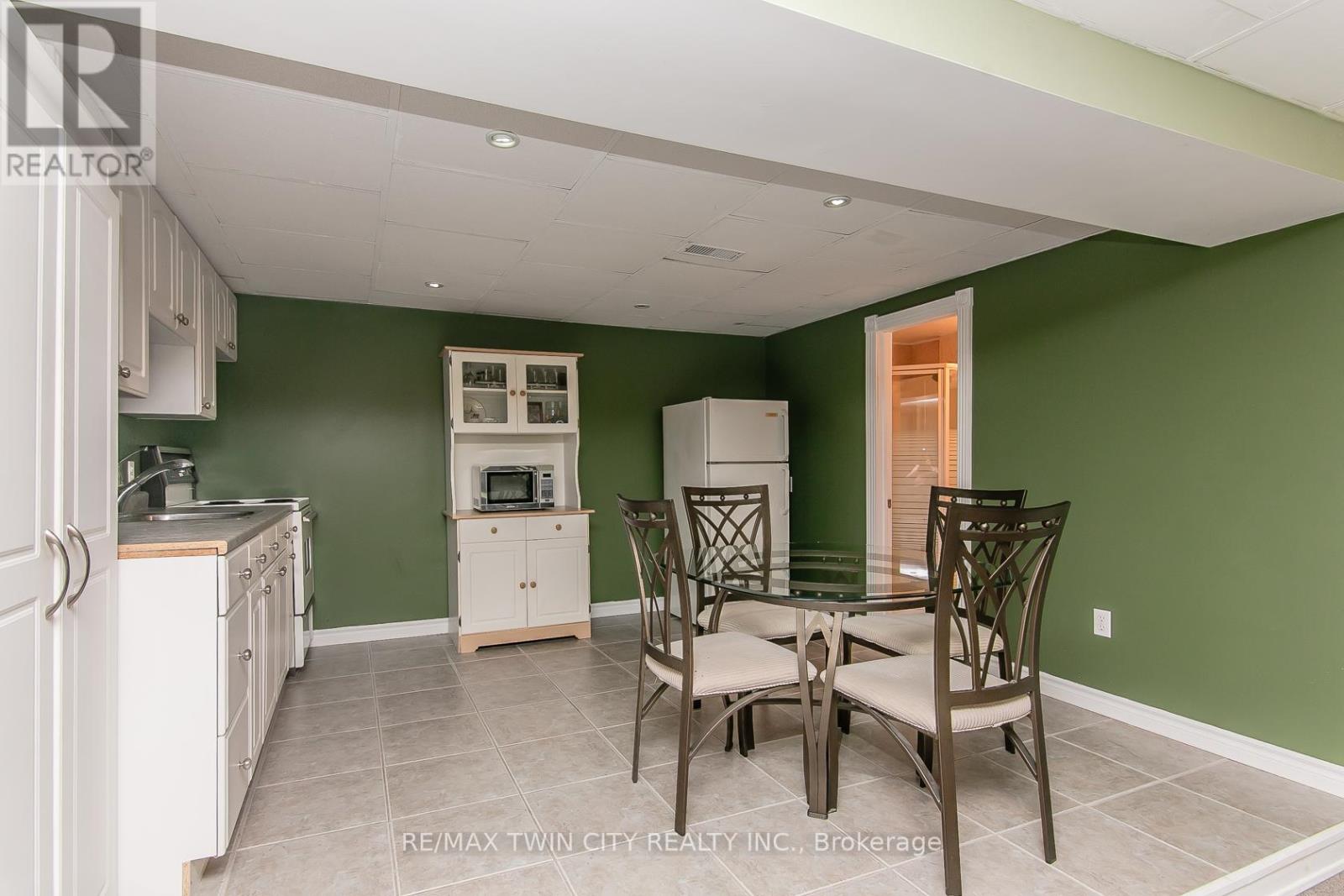 34 Blackhorne Crescent, Kitchener, Ontario  N2E 1T1 - Photo 27 - X13077310