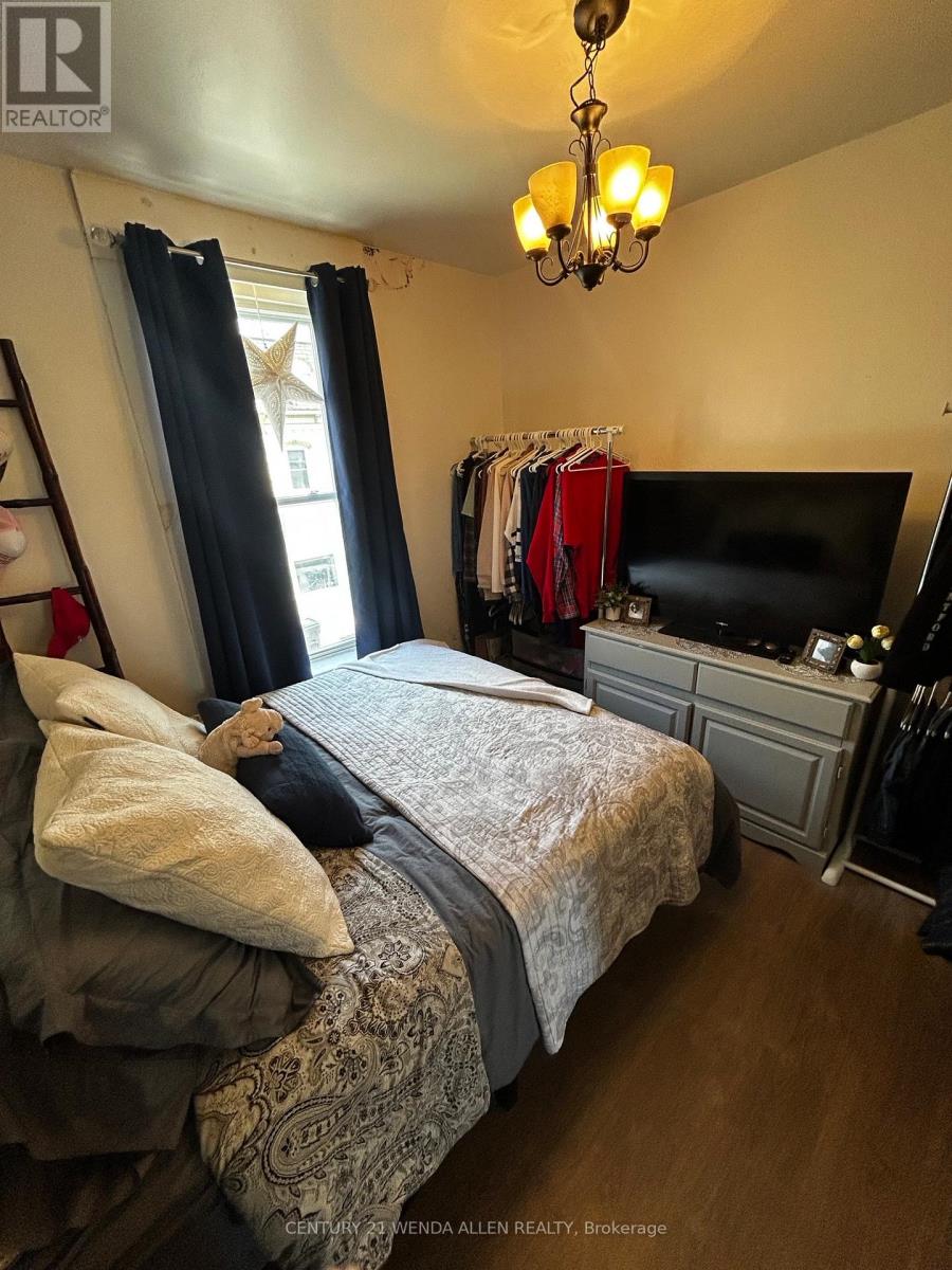 11 Queen Street E, Cambridge, Ontario  N3C 2A7 - Photo 11 - X13077372