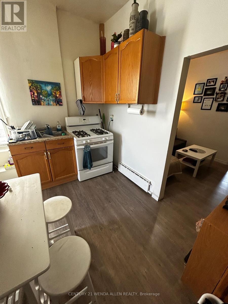 11 Queen Street E, Cambridge, Ontario  N3C 2A7 - Photo 6 - X13077372