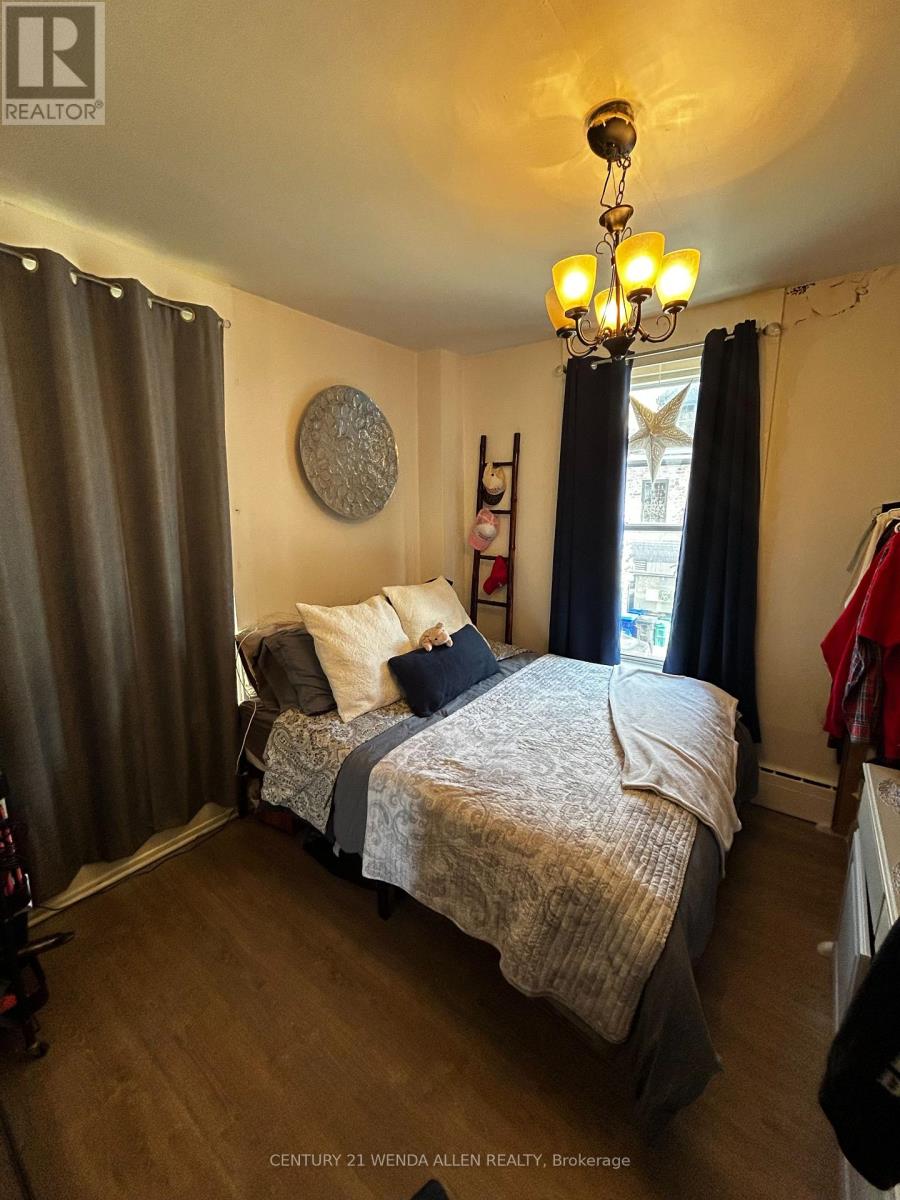 11 Queen Street E, Cambridge, Ontario  N3C 2A7 - Photo 8 - X13077372