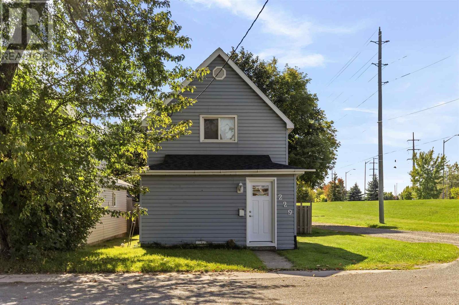229 St. George's AVE, Sault Ste. Marie, Ontario