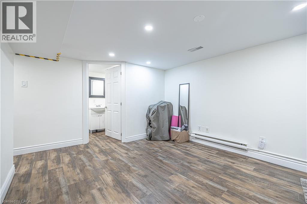 318 Frederick Street, Kitchener, Ontario  N2H 2N7 - Photo 12 - 40816955