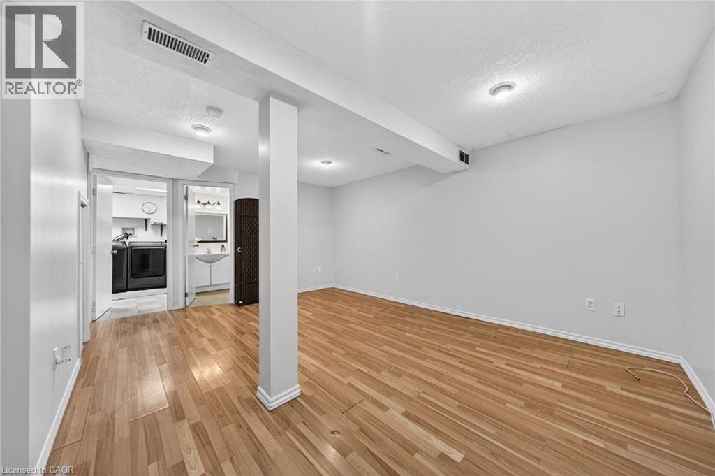 111 Connelly Drive, Kitchener, Ontario  N2N 2T9 - Photo 27 - 40821462