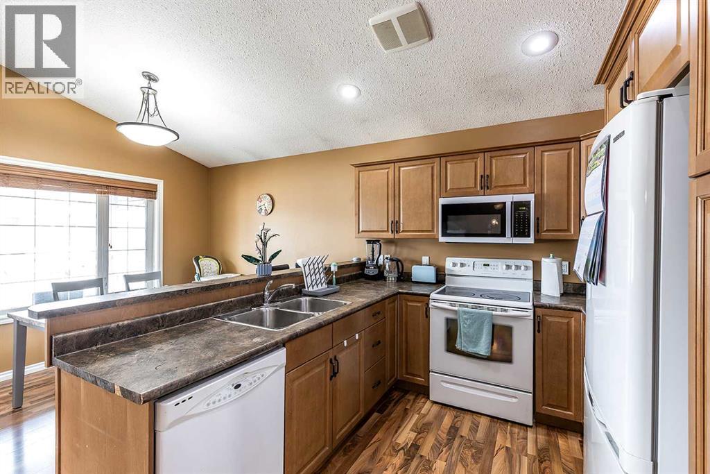 4859 Southlands Drive Se, Medicine Hat, Alberta  T1B 0B9 - Photo 17 - A2306593