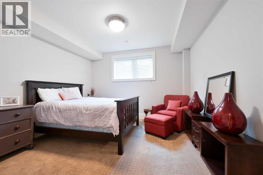 1903 48 Avenue SW, Calgary, Alberta  T2T 2T4 - Photo 35 - A2301419