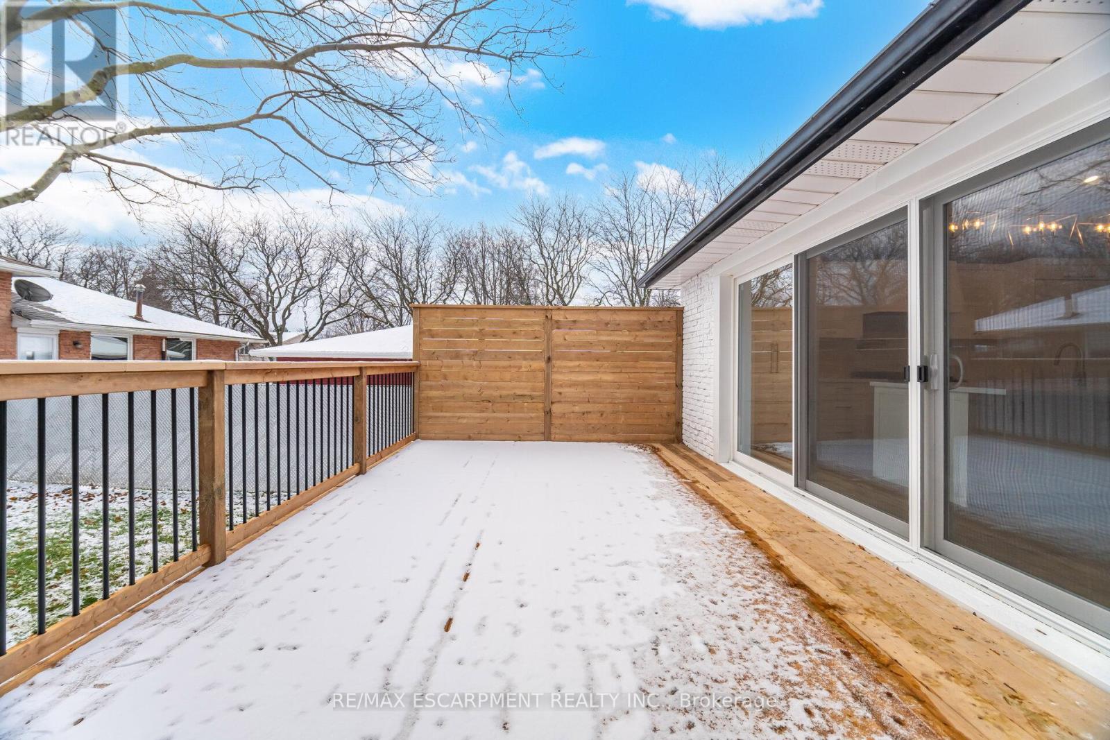 2276 Wyandotte Drive, Oakville, Ontario  L6L 2T5 - Photo 42 - W12970416
