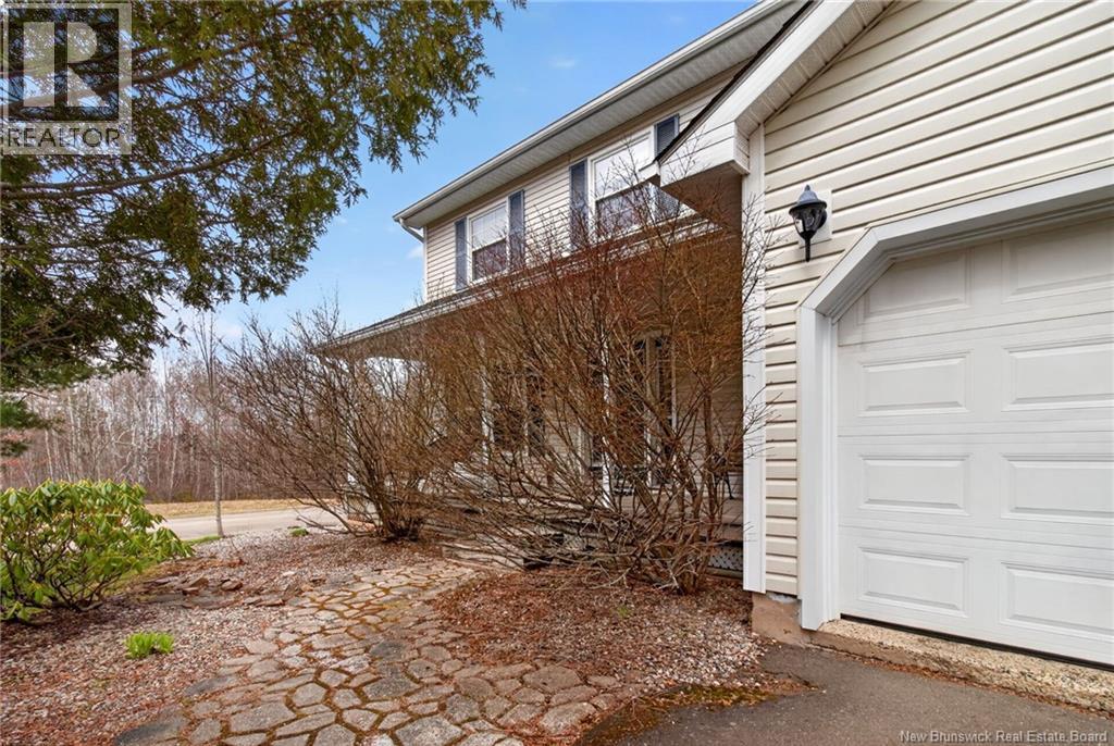 91 Greenwich Drive, Moncton, New Brunswick  E1A 7A9 - Photo 2 - NB138519