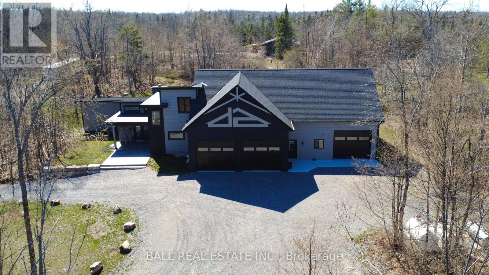 33 LAPLANTES ROAD, Trent Lakes, Ontario