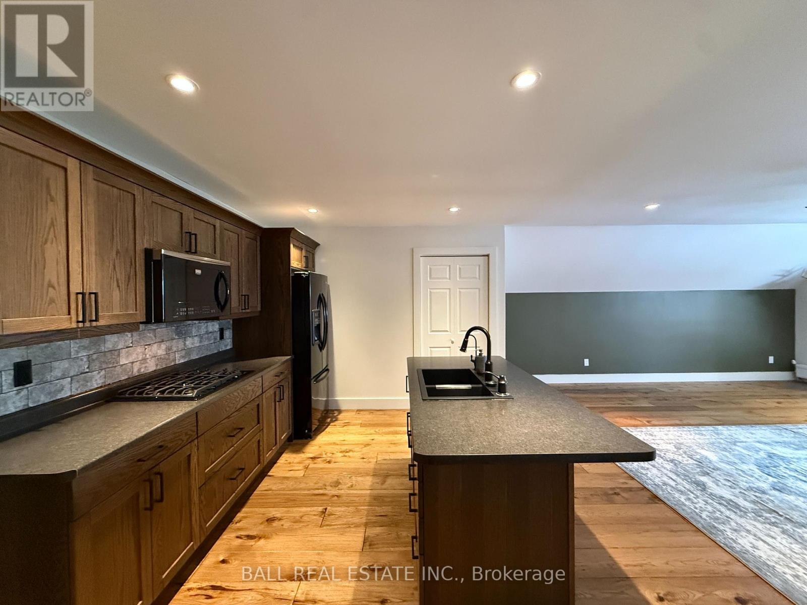 33 Laplantes Road, Trent Lakes, Ontario  K0L 1J0 - Photo 29 - X12904182