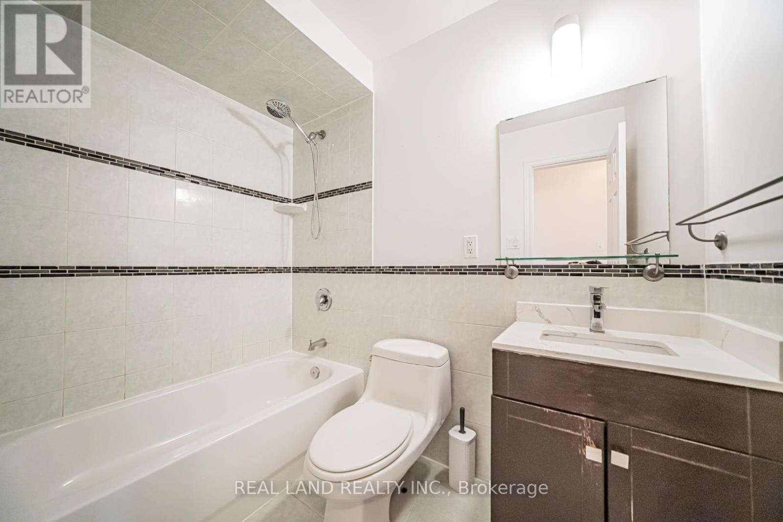 1153 Huntingwood Drive, Toronto, Ontario  M1S 1K6 - Photo 12 - E13023578