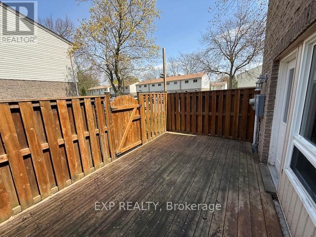 152 - 166 Southdale Road W, London South, Ontario  N6J 2J1 - Photo 17 - X12801812