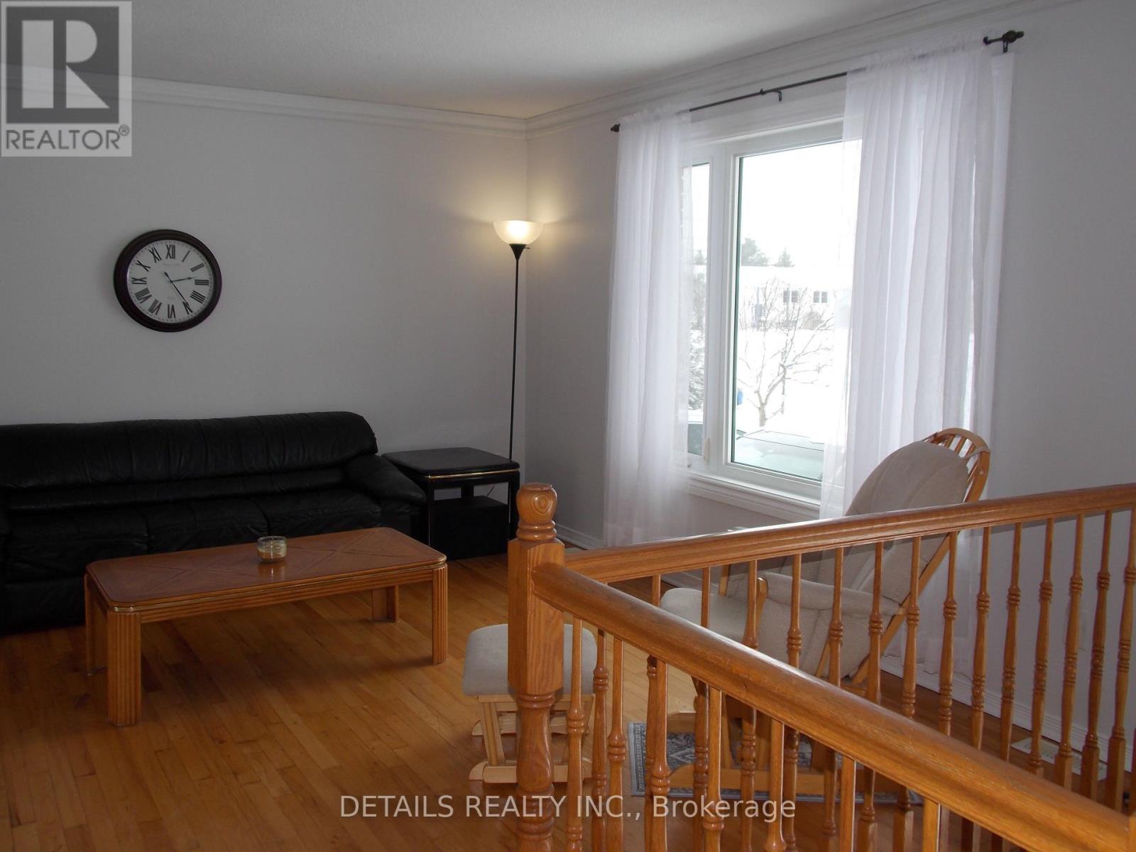 7 Tilly Lane, North Grenville, Ontario  K0G 1S0 - Photo 4 - X12927818