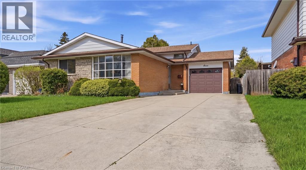 7 VANDERWOOD Court, Stoney Creek, Ontario