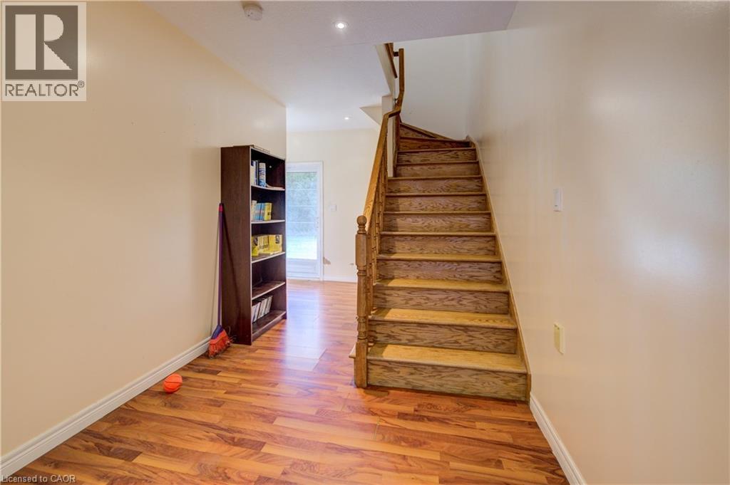 7 Robinson Street S, Grimsby, Ontario  L3M 3C5 - Photo 17 - 40825062