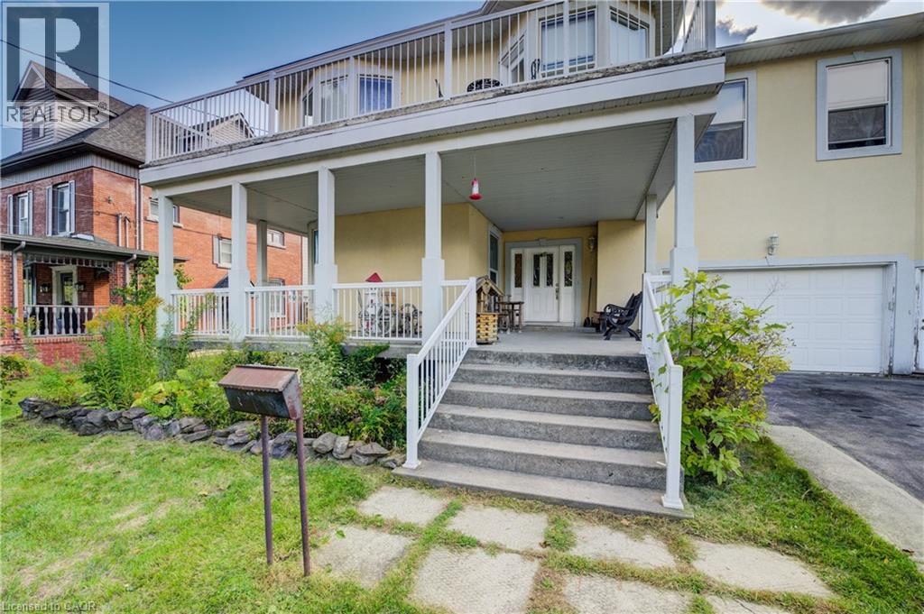 7 Robinson Street S, Grimsby, Ontario  L3M 3C5 - Photo 2 - 40825062
