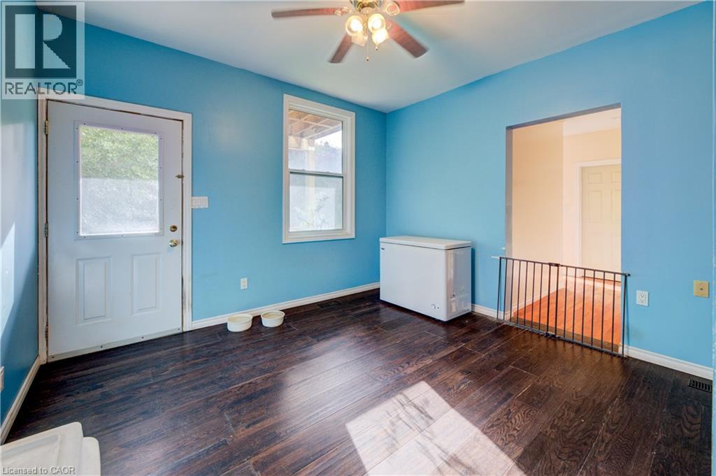 7 Robinson Street S, Grimsby, Ontario  L3M 3C5 - Photo 7 - 40825062
