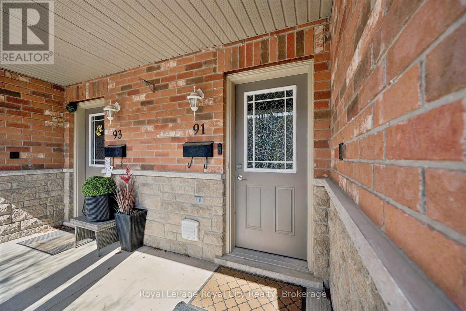 91 Lambeth Way, Guelph, Ontario  N1L 0H1 - Photo 2 - X13077646