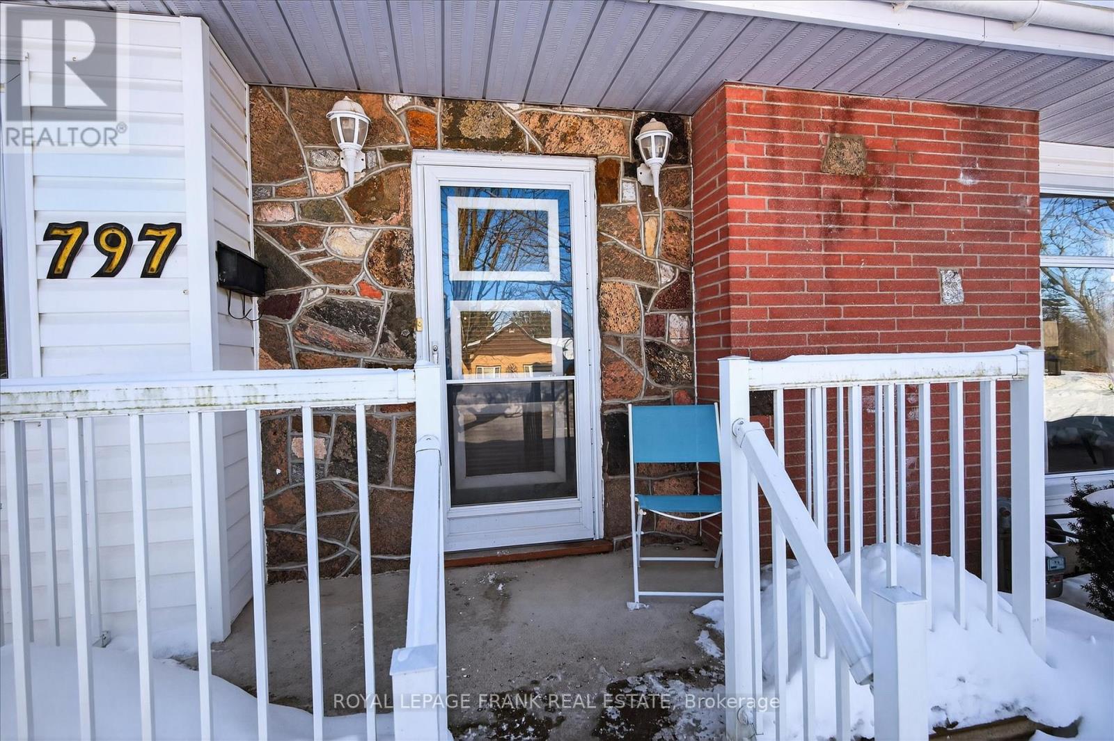 797 Valleyview Drive, Peterborough, Ontario  K9J 6P9 - Photo 4 - X13077524
