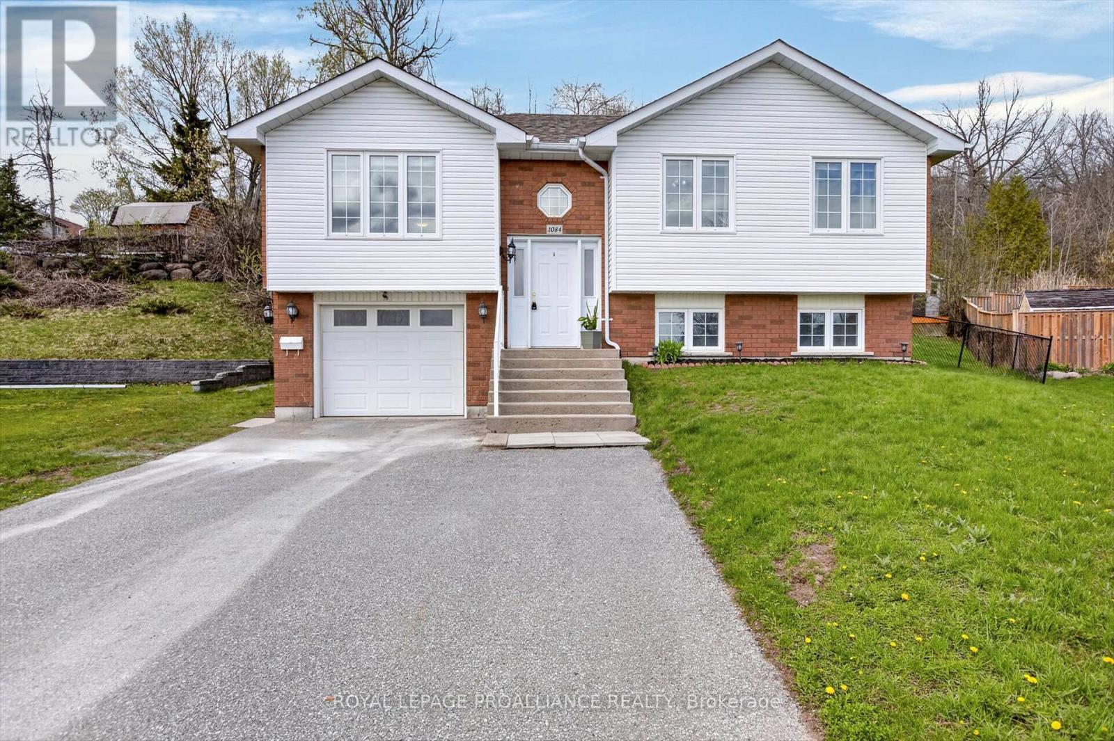 1084 AFTON ROAD, Peterborough, Ontario