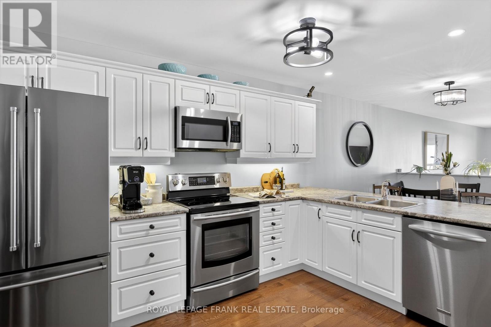 859 Emery Way, Peterborough, Ontario  K9J 0H7 - Photo 6 - X13077670