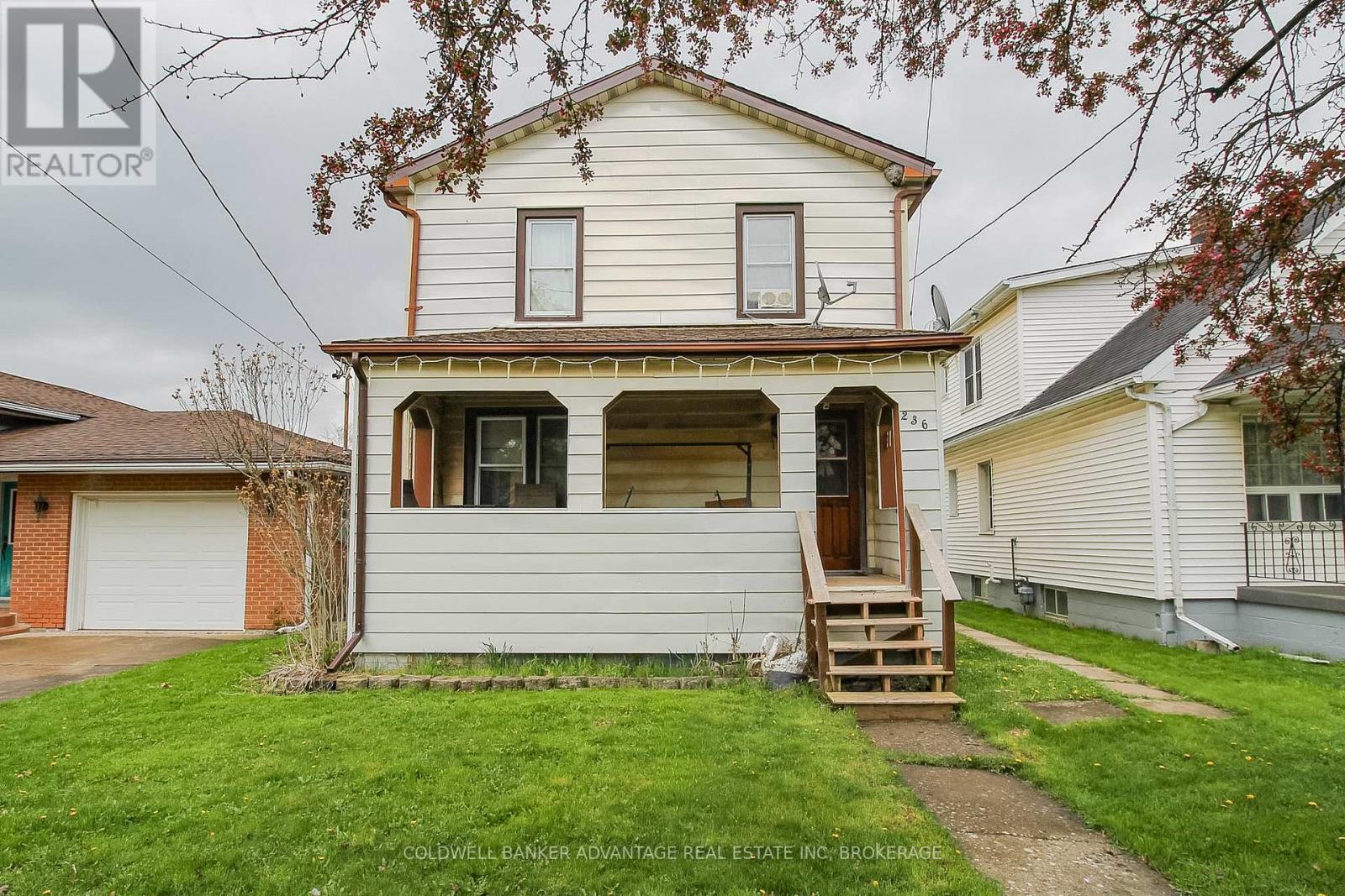 236 Wallace Avenue S, Welland, Ontario  L3B 1R6 - Photo 2 - X12826934